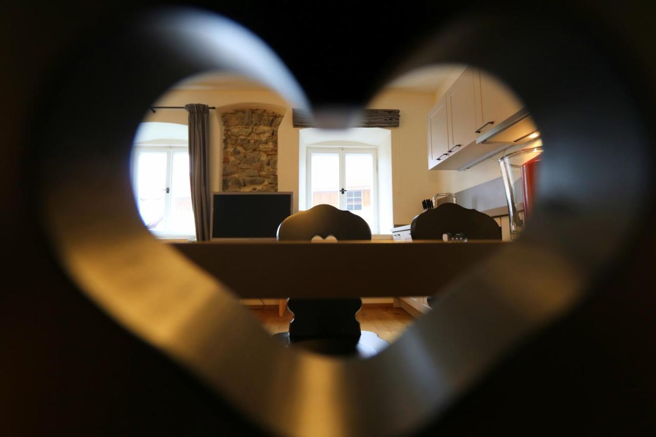Ferienwohnungen Im Gasthof Stern Inklusive Koenigscard Unterammergau Exteriör bild